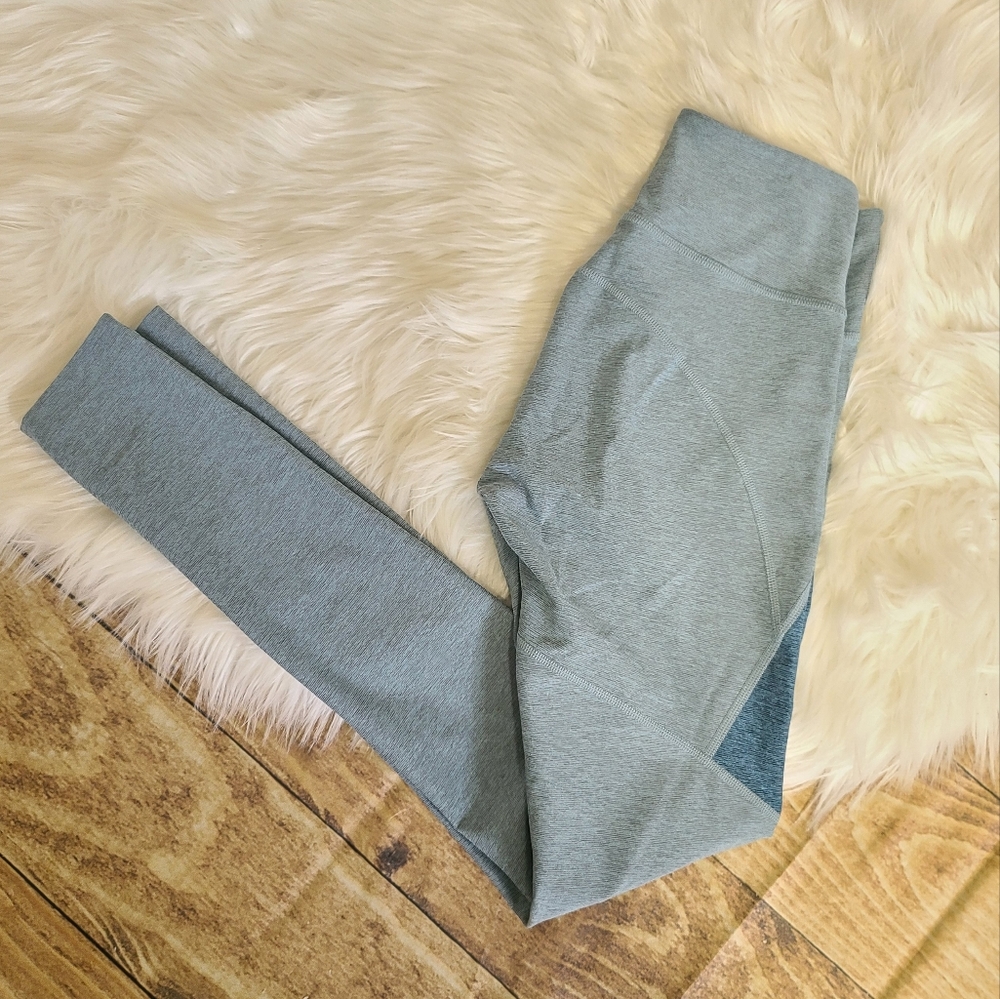 Outdoor voices leggings